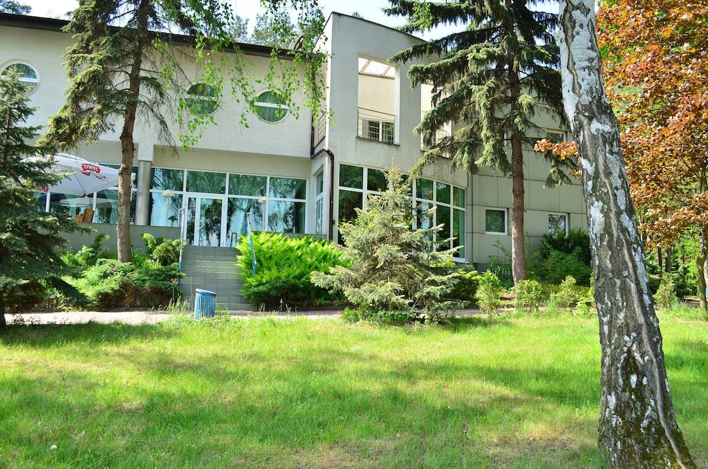 Hotel Mikorzyn Ślesin 외부 사진